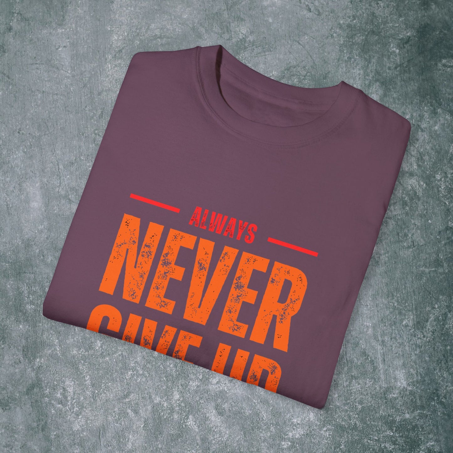 Garment-Dyed T-shirt with Bold Lines Design