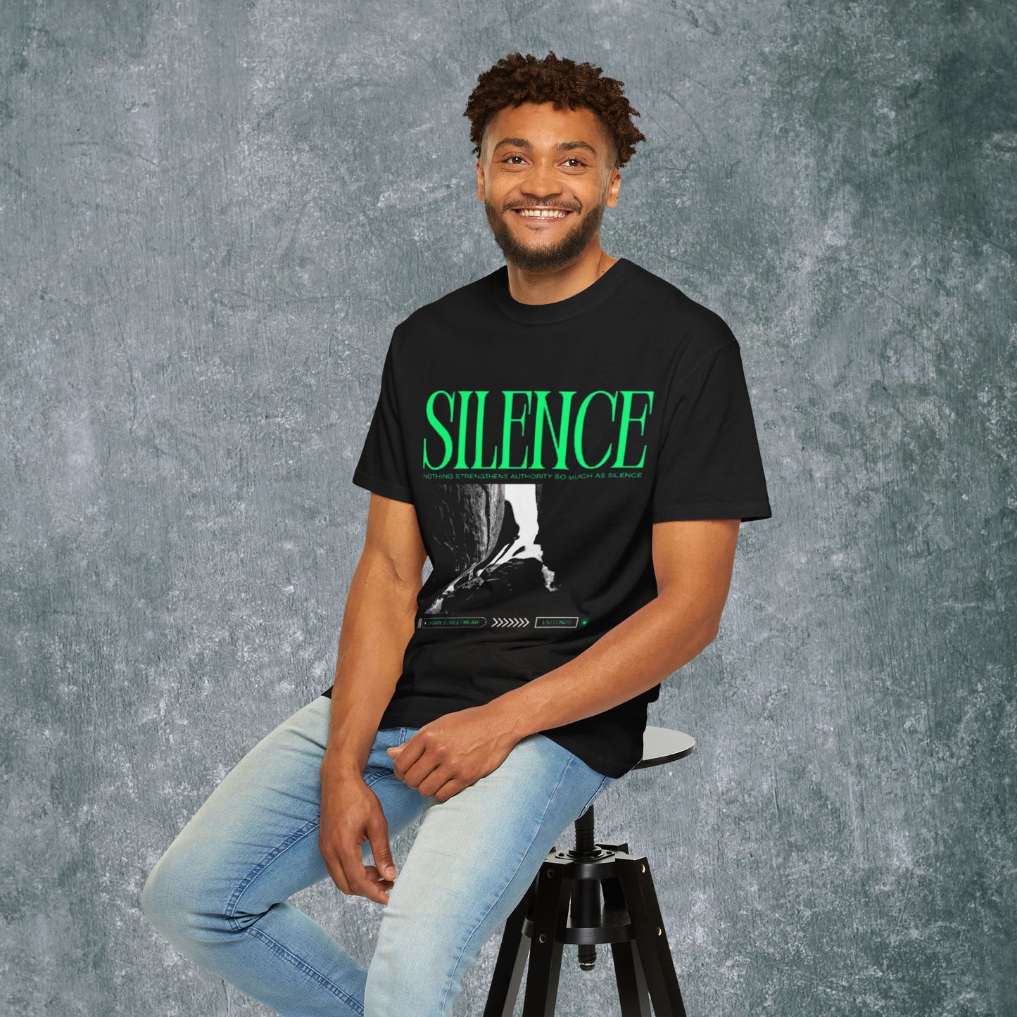 Garment-Dyed T-Shirt with 'Silence' Graphic - Casual Streetwear for Relaxed Vibes
