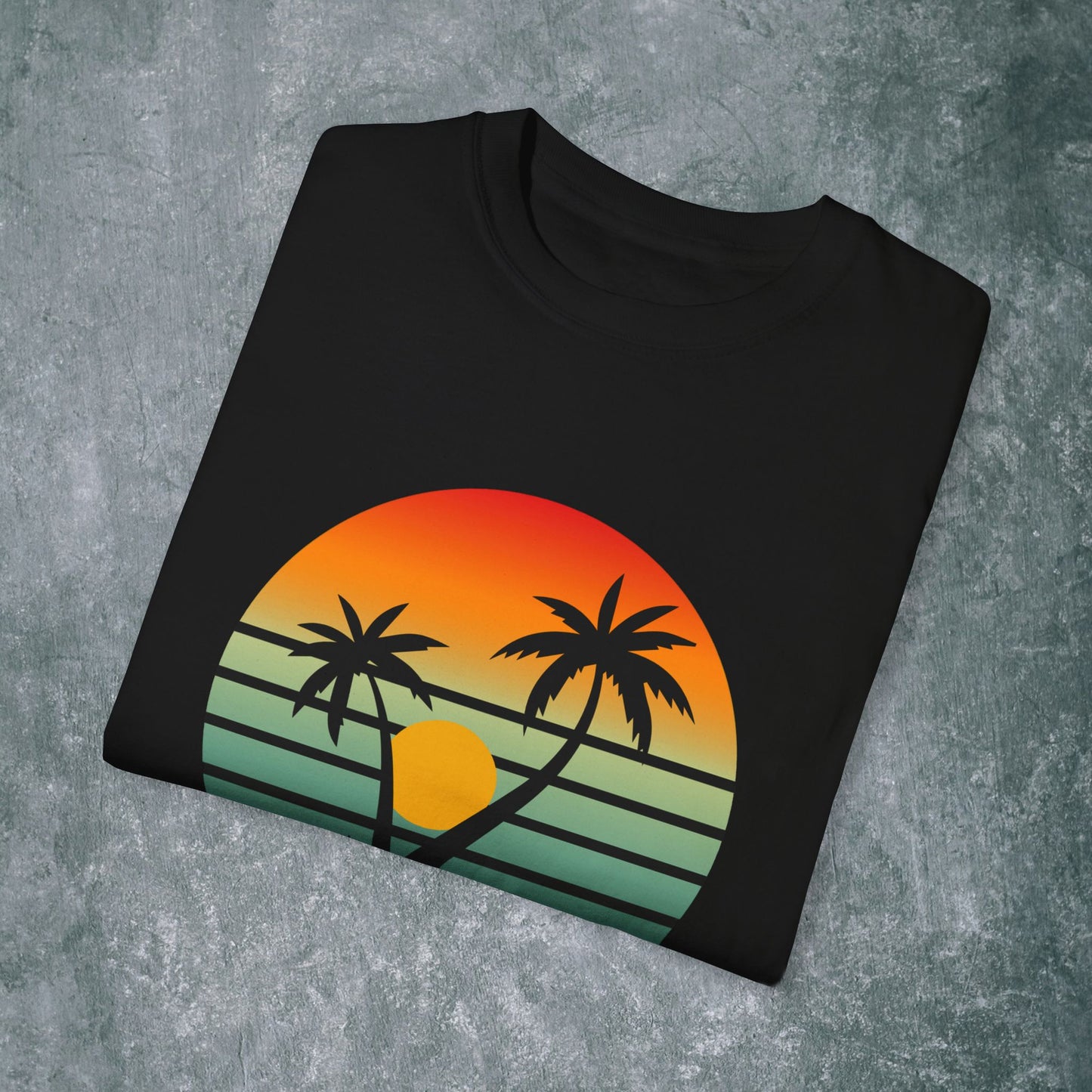 Summer Sunset Graphic Unisex T-Shirt | Vibrant Vacation Vibe