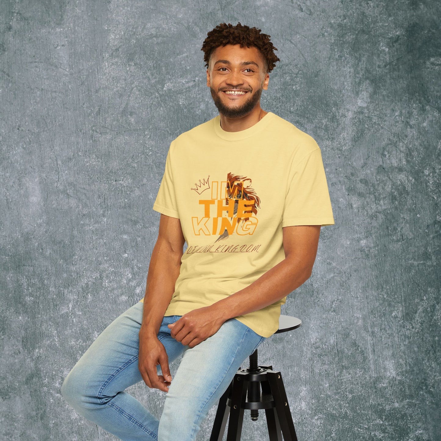 I'm The King Garment-Dyed Unisex T-Shirt | Bold Lion Design