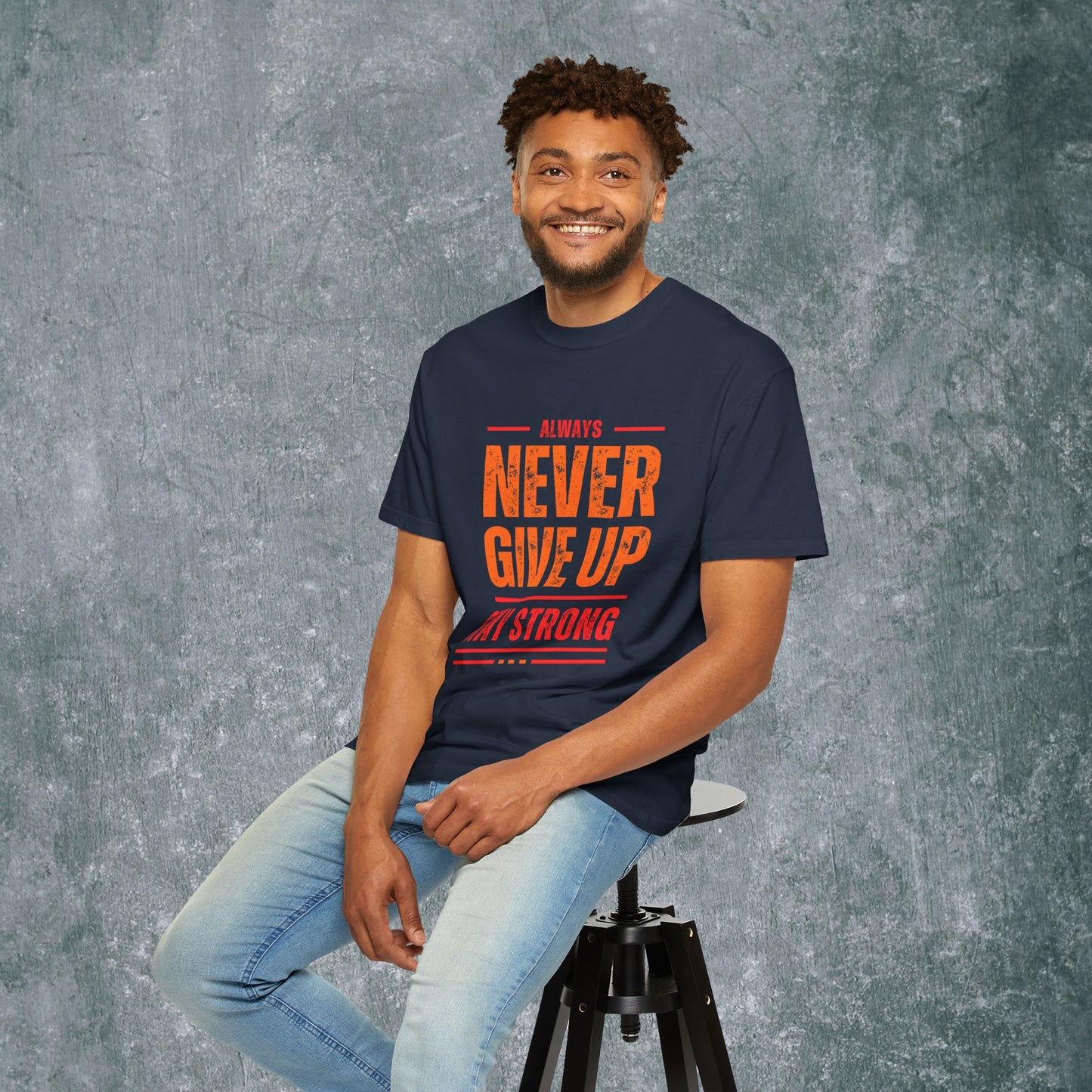 Garment-Dyed T-shirt with Bold Lines Design